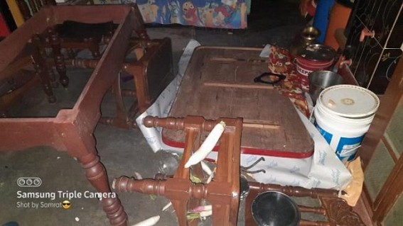BJP goons attacked CPIM activist's home : Two bikes were set on fire BJP goons attacked CPIM activist's home : Two bikes were set on fire